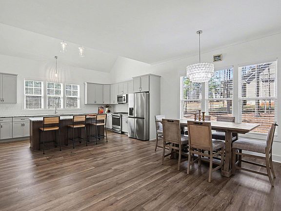 3rd image of 3407 River Manor Ct