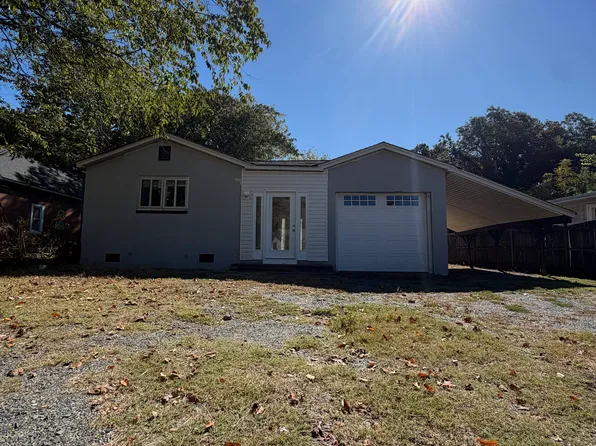 6130 Hickory Grove Rd, Charlotte, NC 28215
