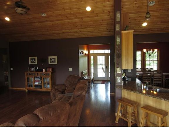 Wide open spaces with vaulted ceilings!