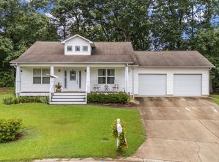 1701 Willa Place Dr, Kernersville, NC 27284