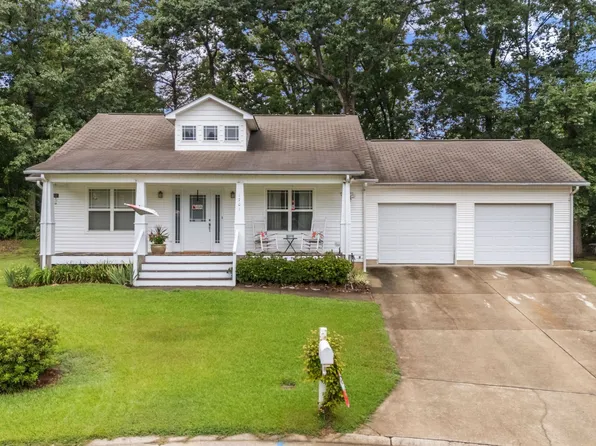 1701 Willa Place Dr, Kernersville, NC 27284