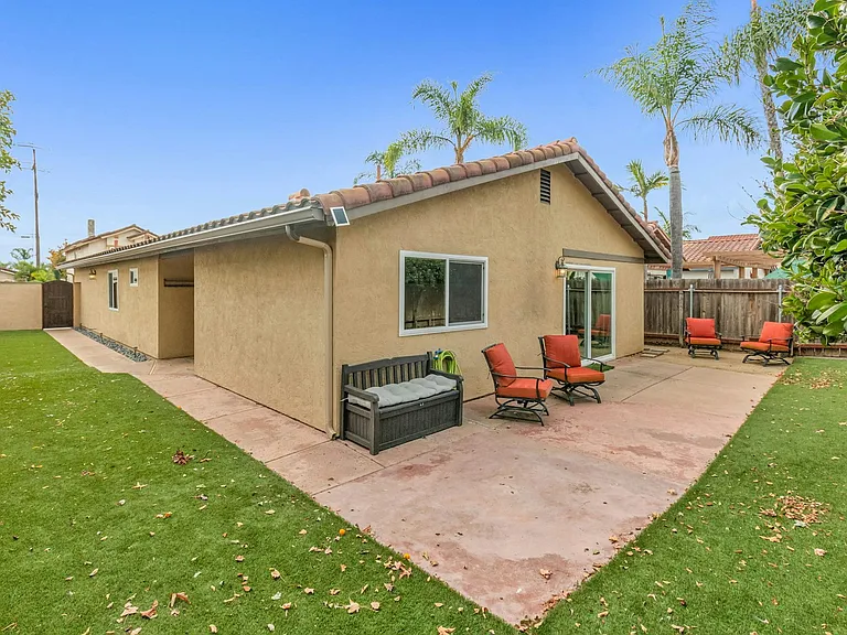 2166 Pueblo Gln — Photo 22