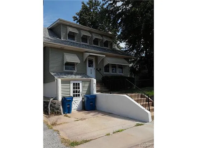 2708 Woodson Rd photo 1