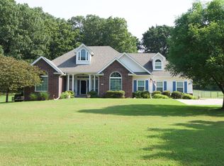 1641 Dilar Dr, Grove, OK 74344