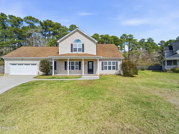 555 Park Meadows Dr, Newport, NC 28570