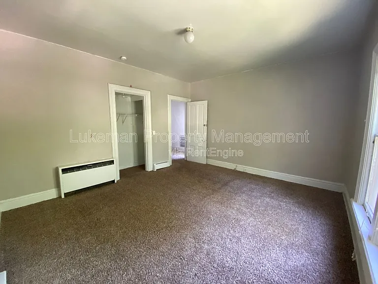431 W Vine St — Photo 23