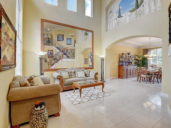 4th image of 5057 Forest Dale Dr