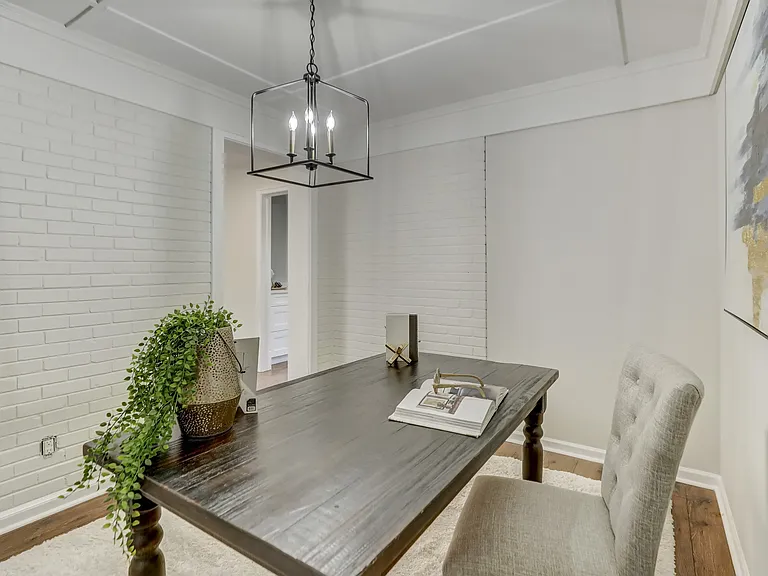 3325 Eastwood Dr — Photo 22