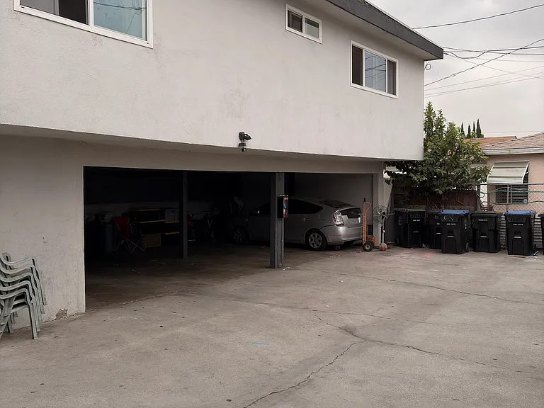 6136 Woodlawn Ave #F — Photo 22