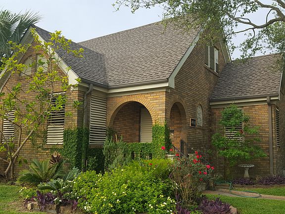 2nd image of 4301 Avenue N 1/2