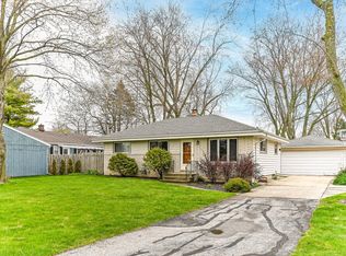 7119 Lamberton Rd, Racine, WI 53402