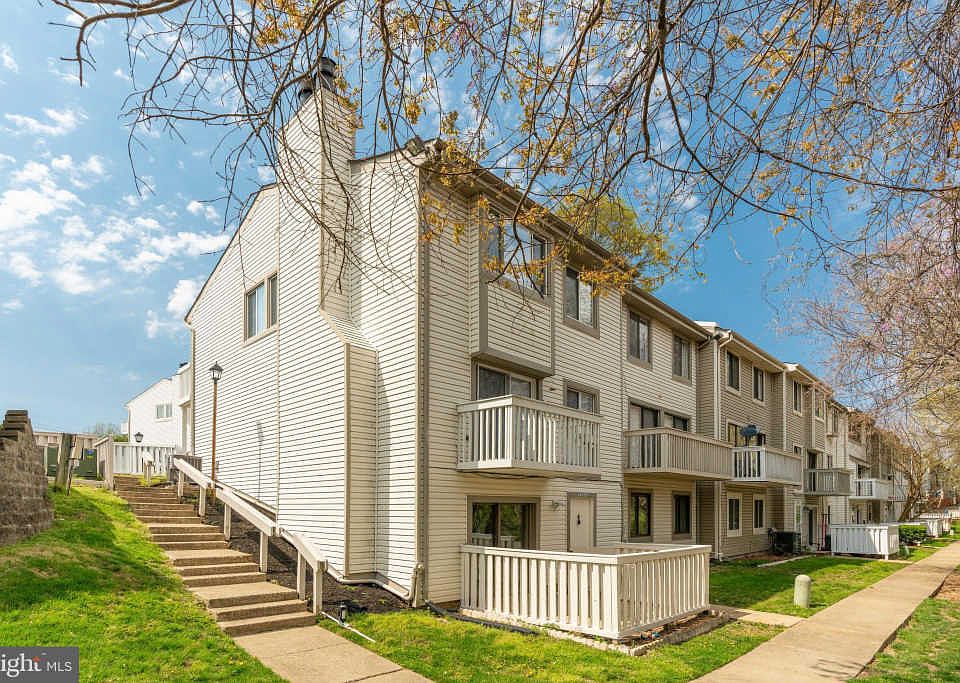 1st image of 12865 Cara Dr #27-C
