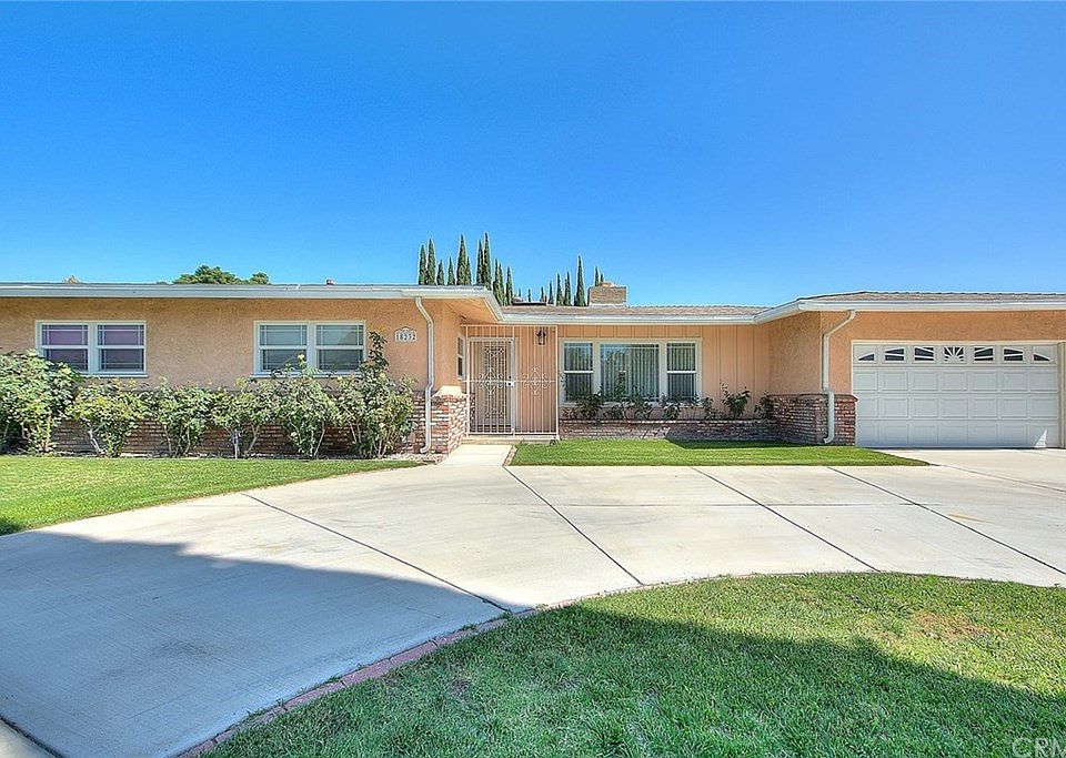 1st image of 18232 Bonnie Ln