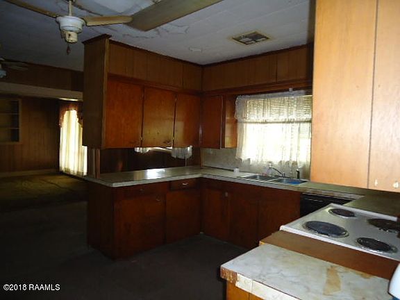 3rd image of 505 E Lovell St