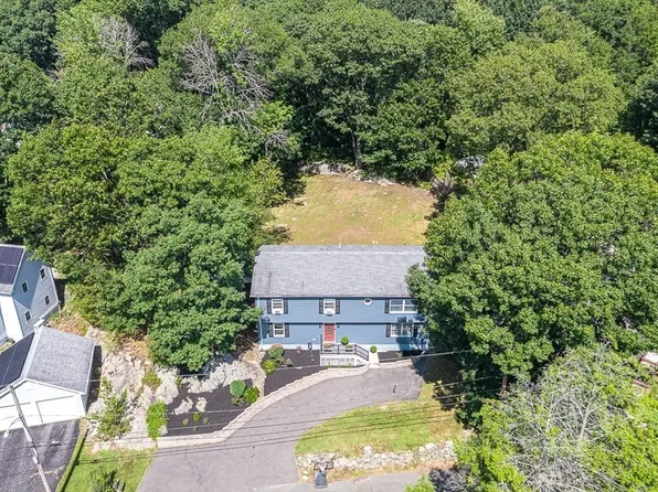 50 Hawkes St, Saugus, MA 01906