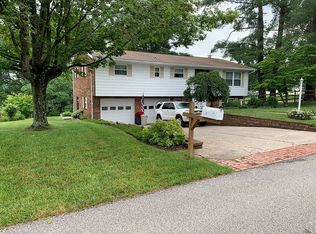 46 Naomi Ct, Milton, WV 25541