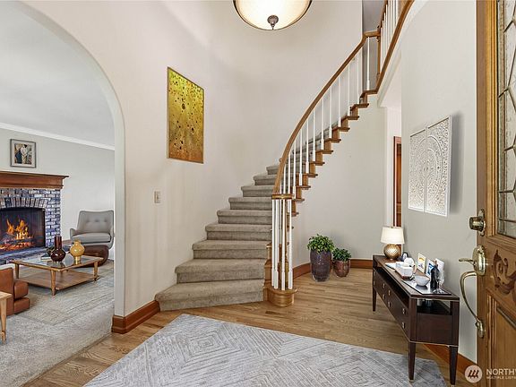 4th image of 252 Jansen Road