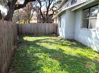 4413 Whispering Valley Dr APT C, Austin, TX 78727