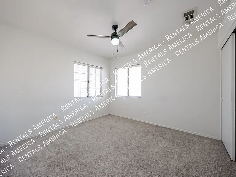 820 N Granada Dr — Photo 35