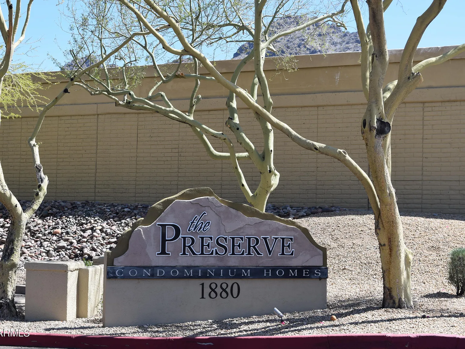 2 bed, 2.0 bath, 1011 sqft, $1,700 — Photo 1