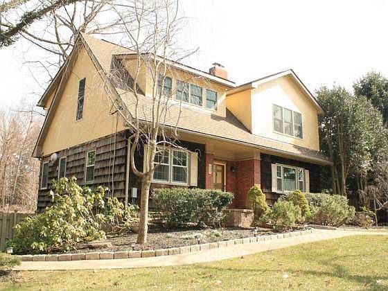 1st image of 409 N Midland Ave
