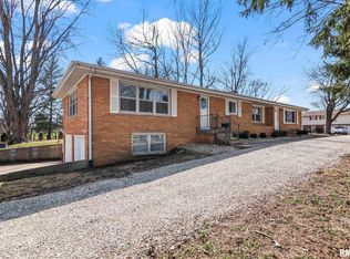 730 W Walnut St, Chatham, IL 62629