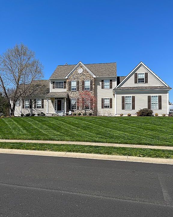 1st image of 111 Cazier Dr