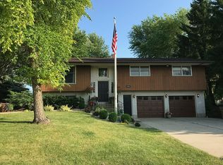 10611 79th St, Pleasant Prairie, WI 53158