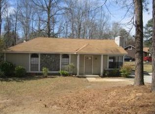 8043 Flamingo Dr, Jonesboro, GA 30238