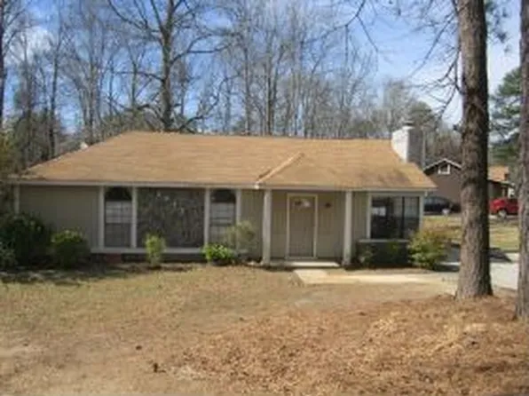 8043 Flamingo Dr, Jonesboro, GA 30238