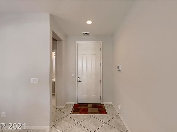 4th image of 190 Elexese Ct