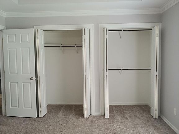 3rd image of 1342 S Deerfield Way