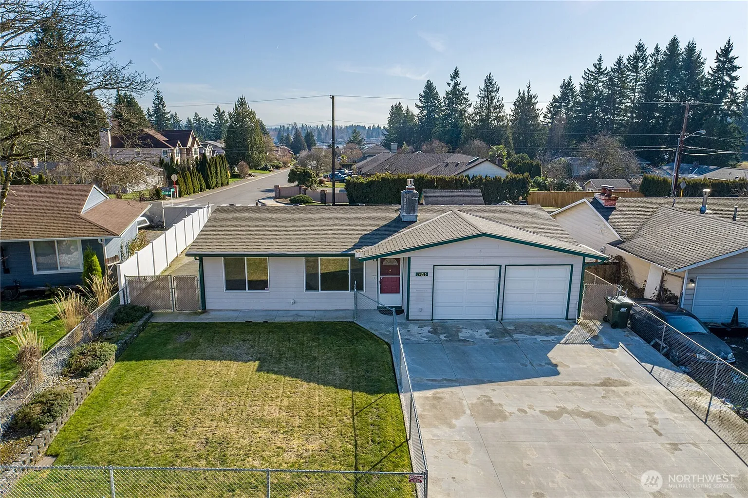 14215 SE 259th Place photo 1