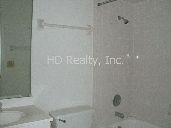 4th image of 667 Trailwood Dr