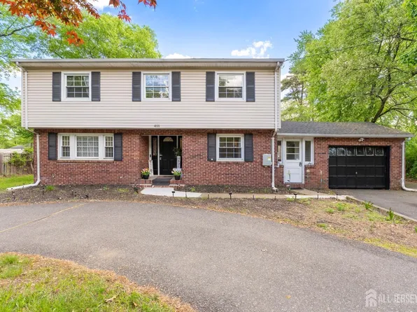 411 Manalapan Rd, Spotswood, NJ 08884