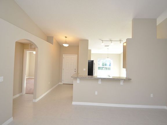 4th image of 78 Bridgehaven Dr