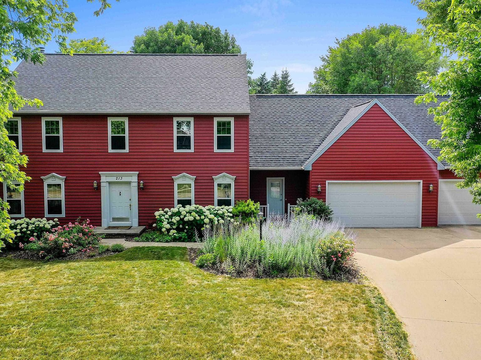 213 E Castlebury Ln, Appleton, WI 54913 Zillow