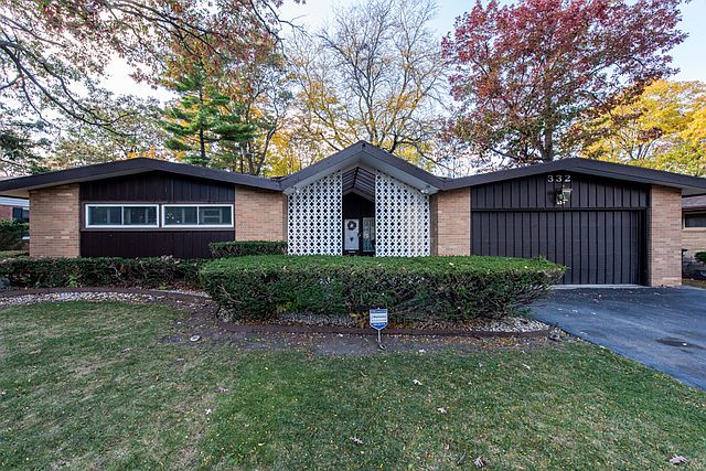1st image of 332 Flossmoor Ave