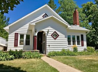 129 E Berry Ave, Lansing, MI 48910