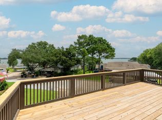 17 Lakeview Vlg, Montgomery, TX 77356