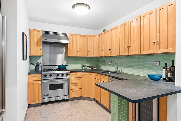 Sold by Douglas Elliman | media 3