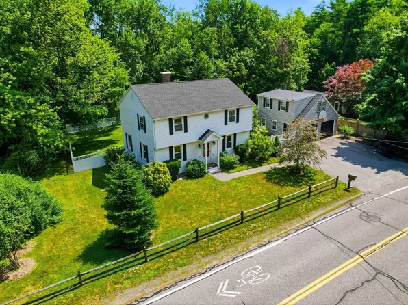 14 Hampton Falls Road, Exeter, NH 03833