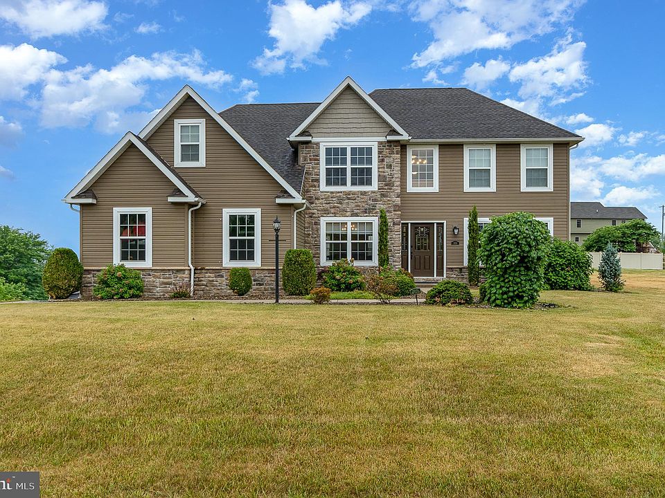 1574 Wind Flower Rd, Chambersburg, Pa 17202 