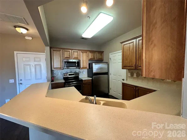 14746 Via Sorrento Dr, Charlotte, NC 28277