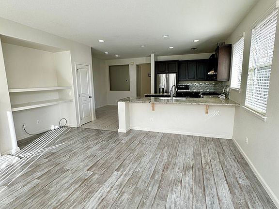 5th image of 11507 Piona Ln