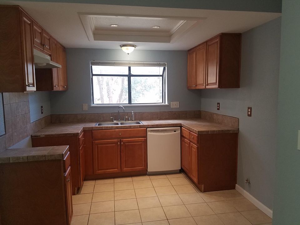 eat in Kitchen