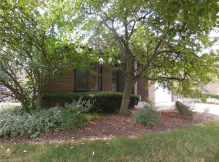 256 Millcreek Dr, Akron, OH