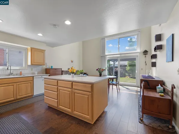 2267 Channing Ct, Fairfield, CA 94533