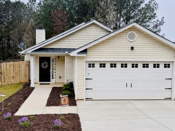 203 Jerry Dr, Hogansville, GA 30230