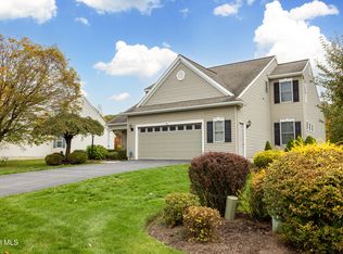 91 Surrey Field Dr, Queensbury, NY 12804